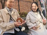 結婚して20年、平凡な生活を送る主婦。最近、年齢を重ねるごとに心が冷めていくのを感じる…もう一度だけ10代の頃のようにキスしただけでドキドキする燃えるようなSEXがしたい。一日限定彼氏と最初で最後の不貞中出しSEX まこさん（42歳） 台東区在住 子供:息子（18歳）